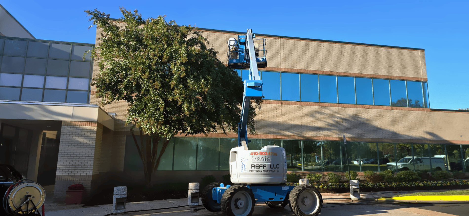 Warehouses & Distribution Centers